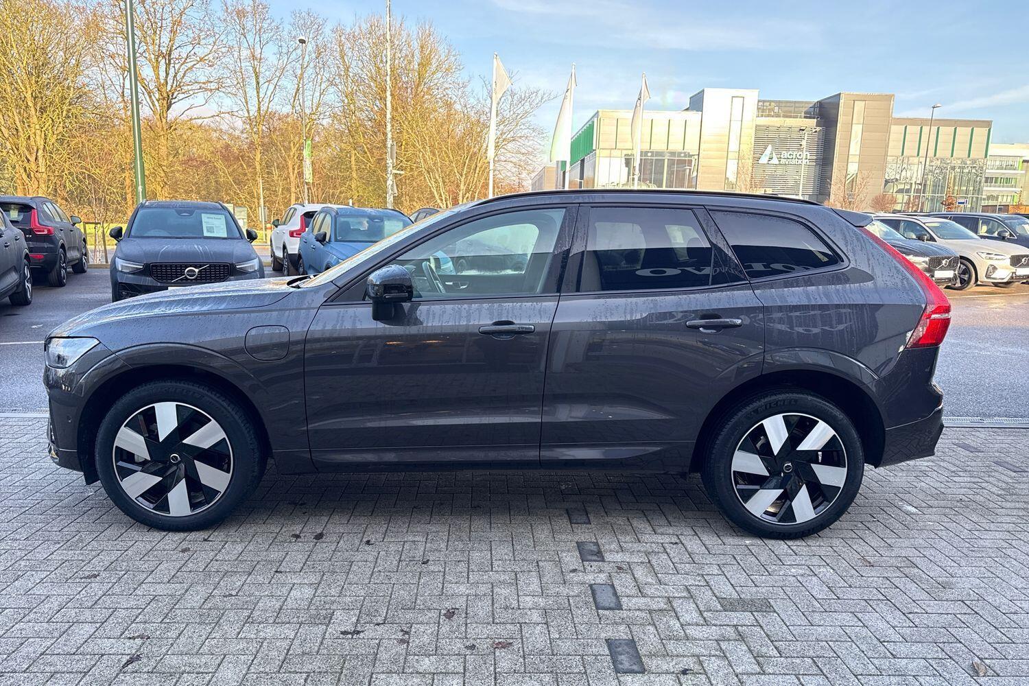 Used Volvo XC60 2025 for sale - 77358328: Photo 11