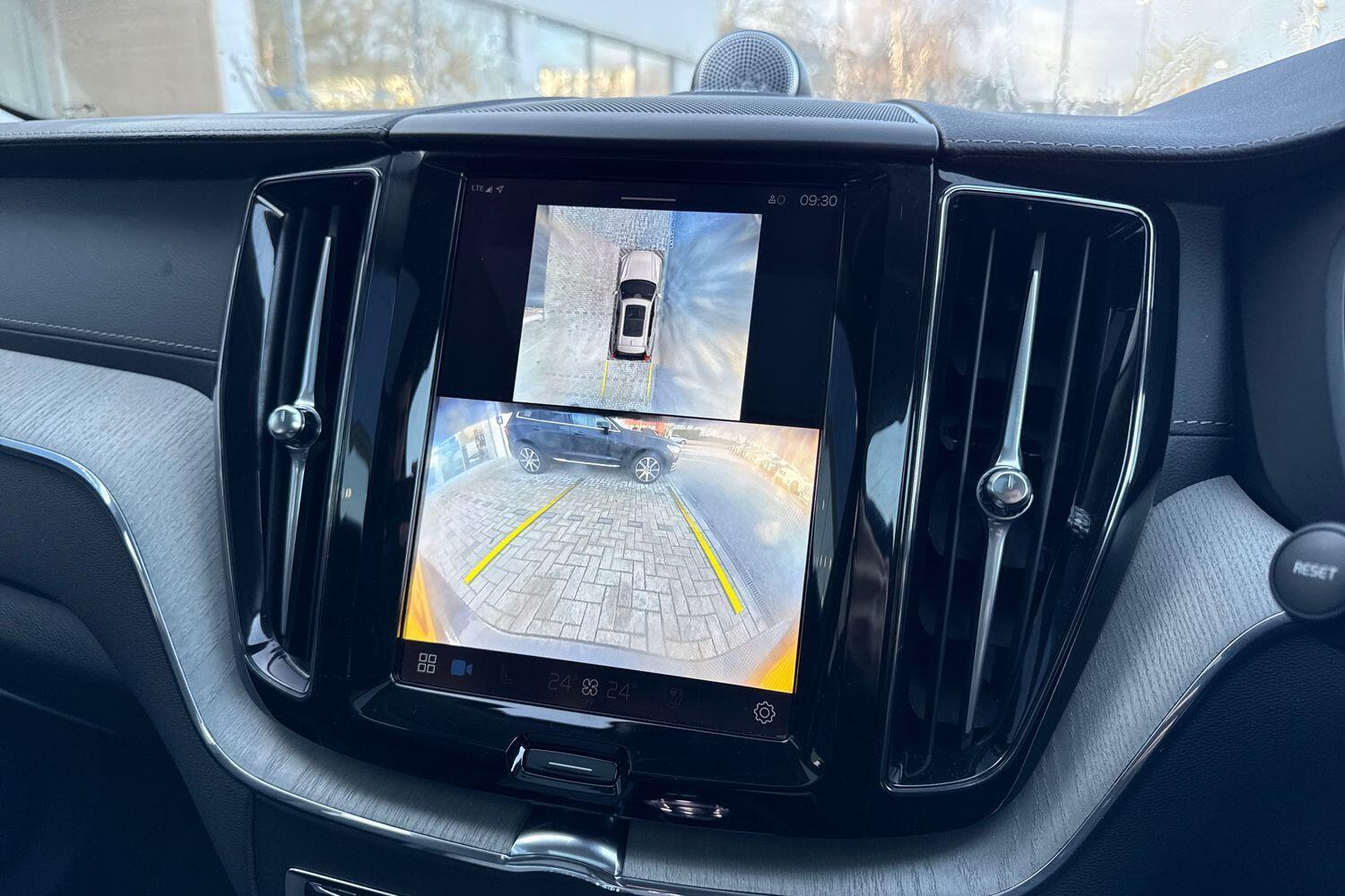 Used Volvo XC60 2025 for sale - 77358328: Photo 4