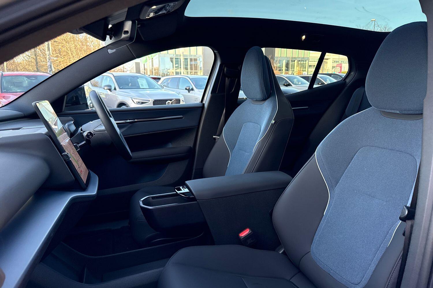 Used Volvo EX30 2025 for sale - 77074913: Photo 28