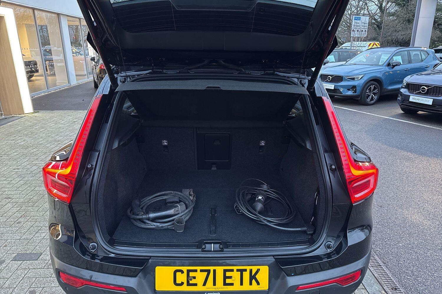 Used Volvo XC40 2021 for sale - 77253918: Photo 20