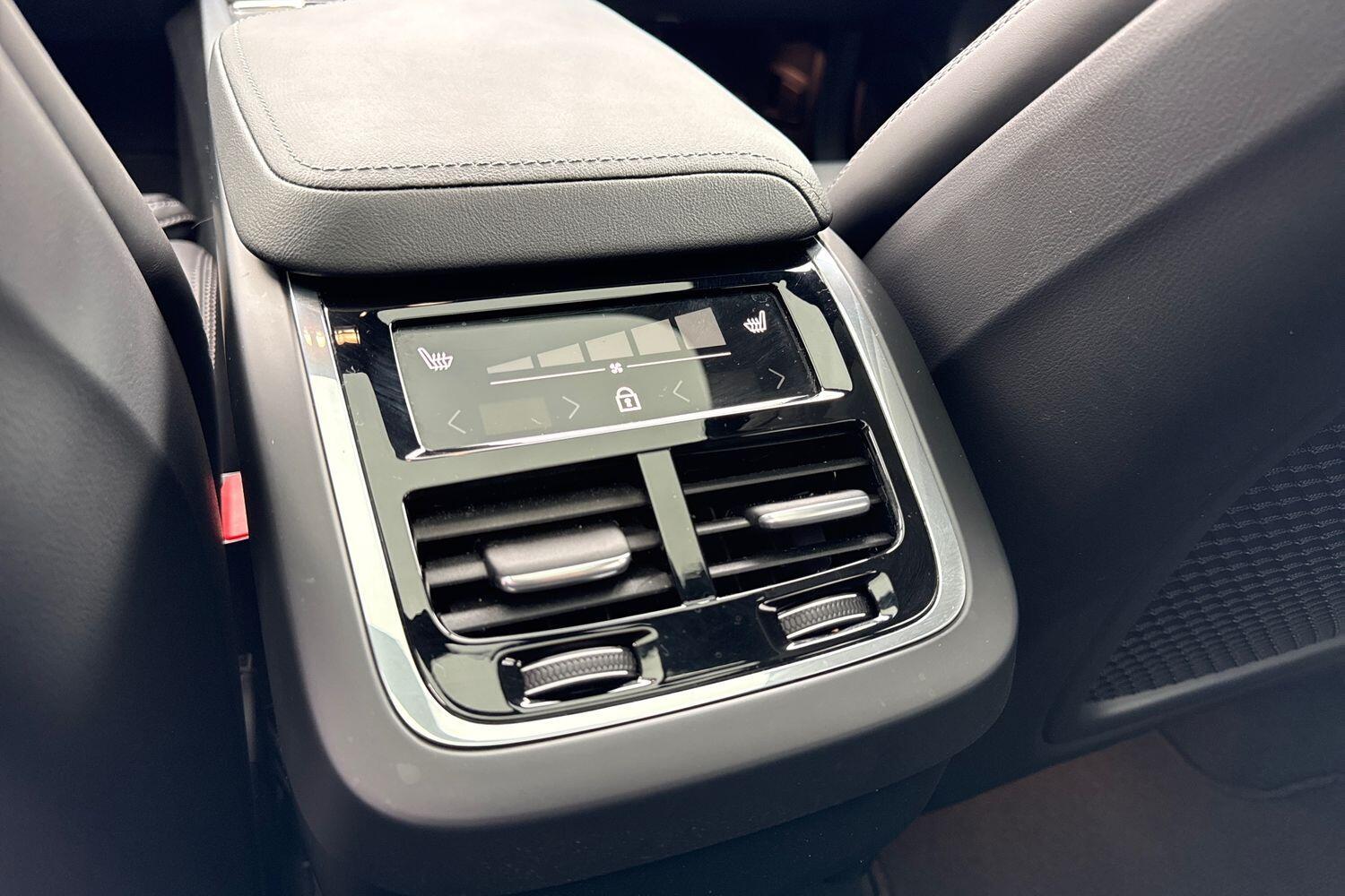 Used Volvo XC60 2025 for sale - 76521741: Photo 32