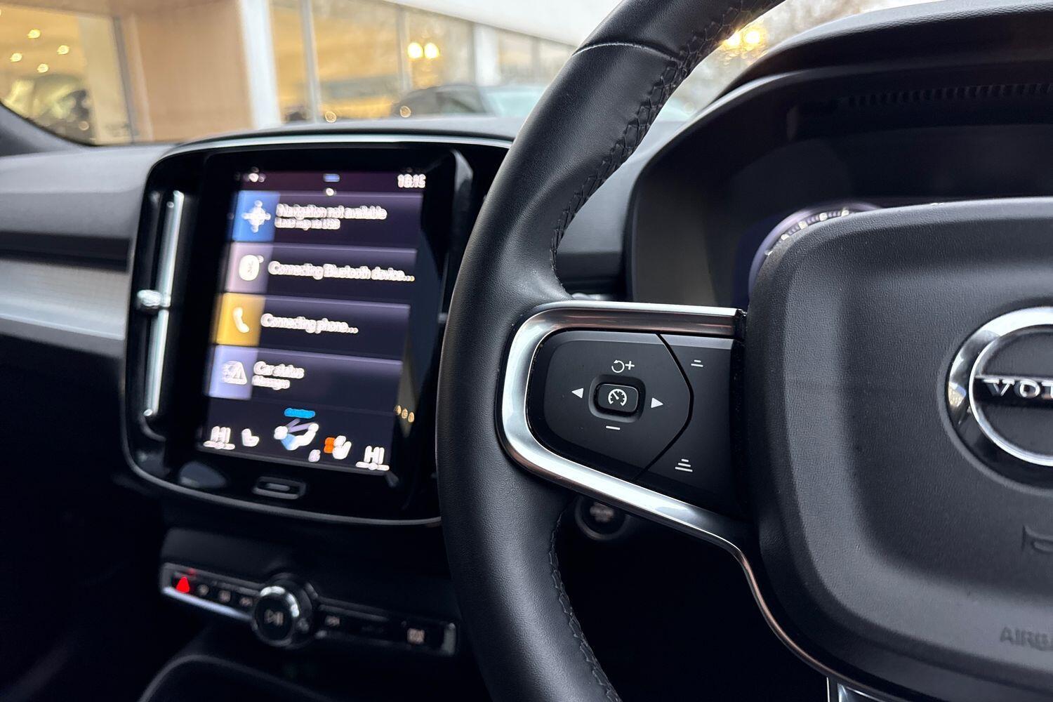 Used Volvo XC40 2022 for sale - 76913871: Photo 35