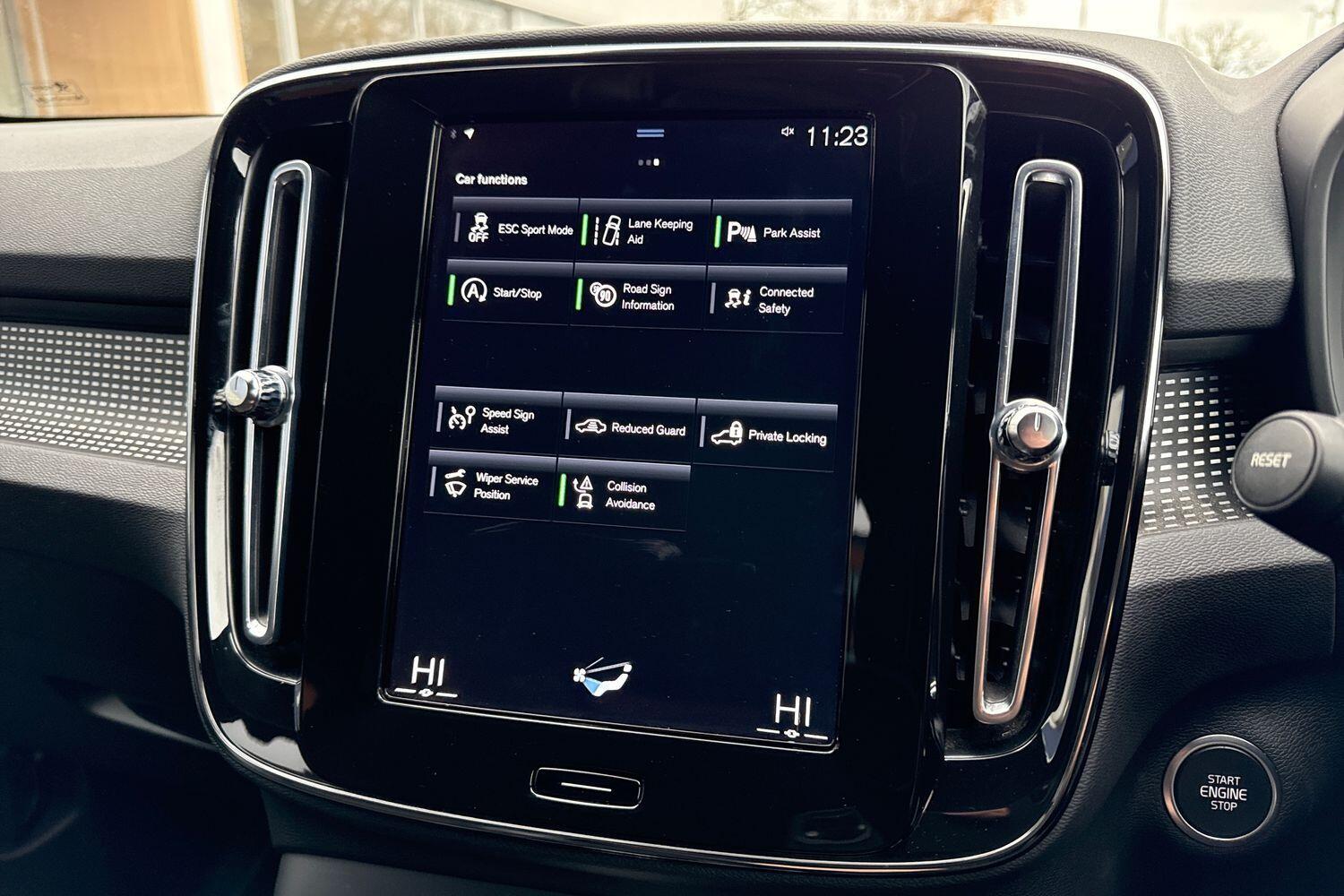 Used Volvo XC40 2021 for sale - 76887134: Photo 40