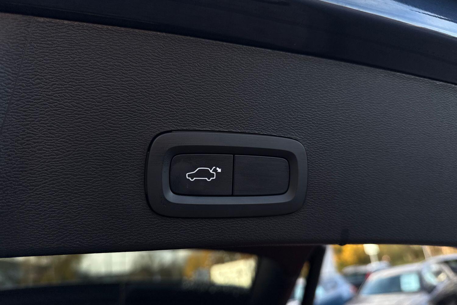 Used Volvo XC40 2021 for sale - 76781740: Photo 21