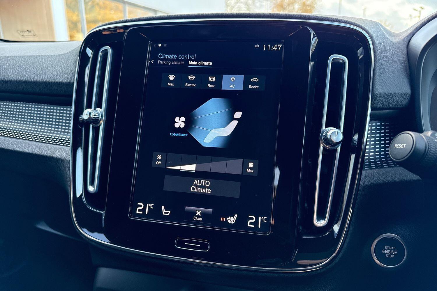 Used Volvo XC40 2021 for sale - 76781740: Photo 38