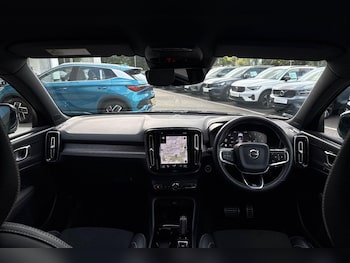 Used Volvo XC40 2020 for sale - 75883542: Photo