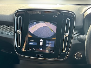 Used Volvo XC40 2020 for sale - 75883542: Photo