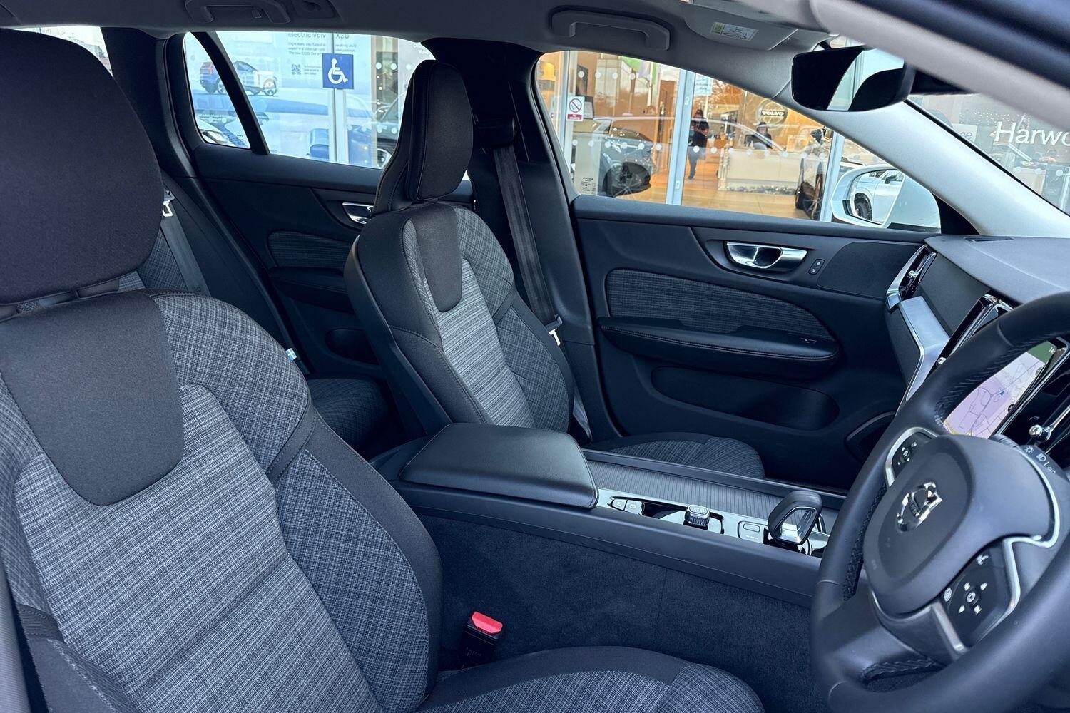 Used Volvo V60 2021 for sale - 76913225: Photo 25