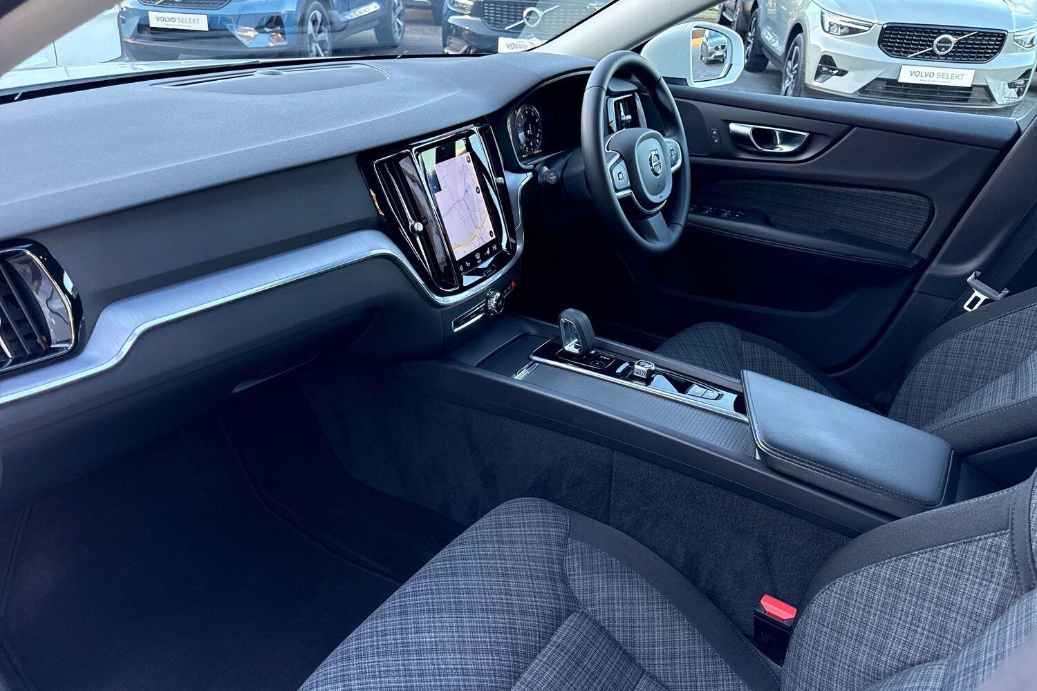 Used Volvo V60 2021 for sale - 76913225: Photo 26