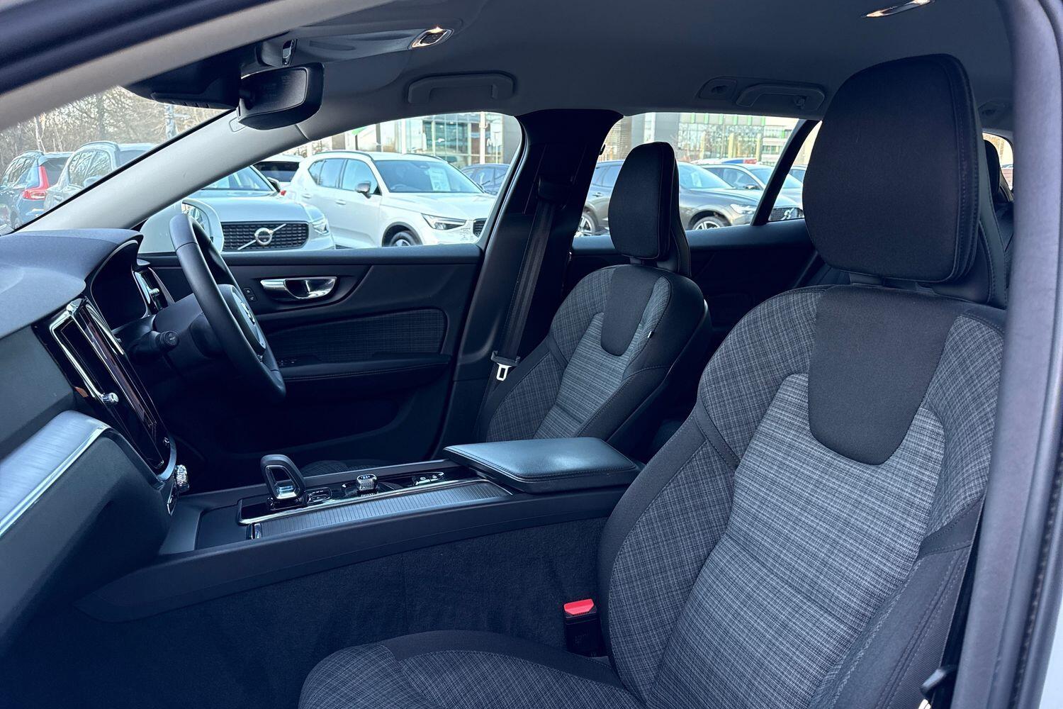 Used Volvo V60 2021 for sale - 76913225: Photo 27