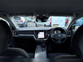 Used Volvo V60 2021 for sale - 76913225: Photo