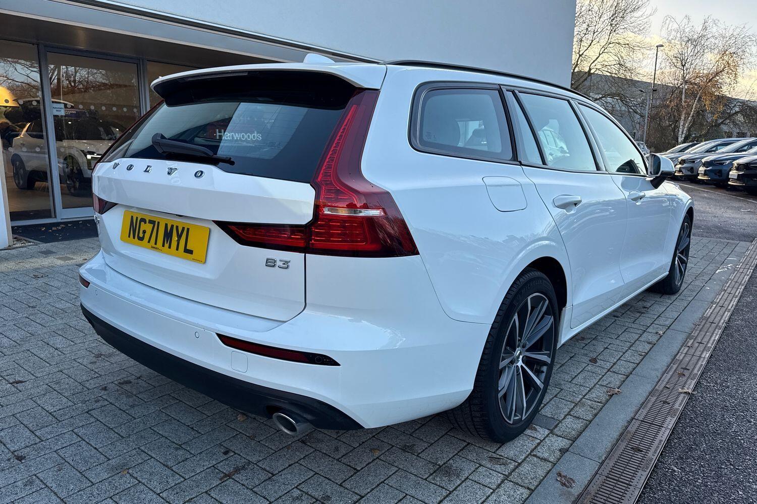 Used Volvo V60 2021 for sale - 76913225: Photo 8