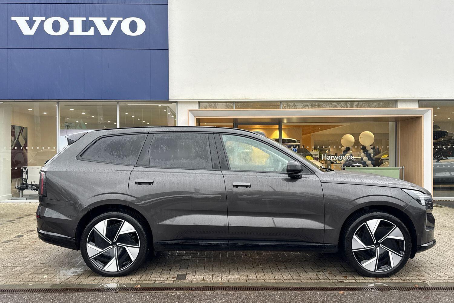 Used Volvo EX90 2024 for sale - 76824083: Photo 2