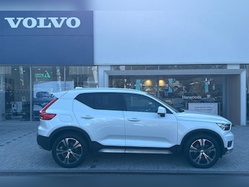 Used Volvo XC40 2020 for sale - 76226764: Photo 2