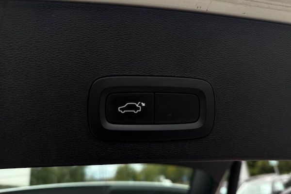 Used Volvo XC40 2018 for sale - 76094879: Photo 20