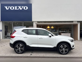 Used Volvo XC40 2018 for sale - 76094879: Photo 2