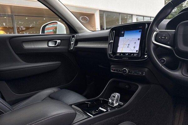 Used Volvo XC40 2018 for sale - 76094879: Photo 34