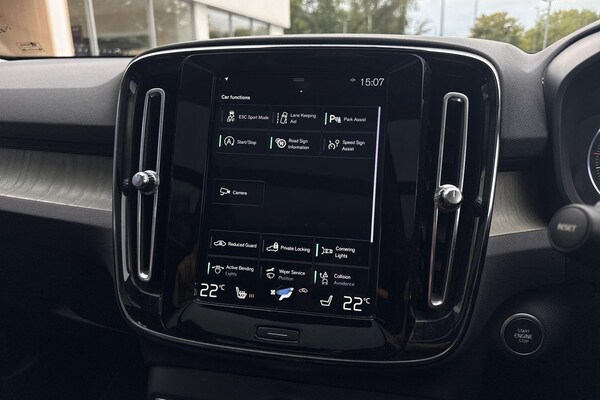 Used Volvo XC40 2018 for sale - 76094879: Photo 41