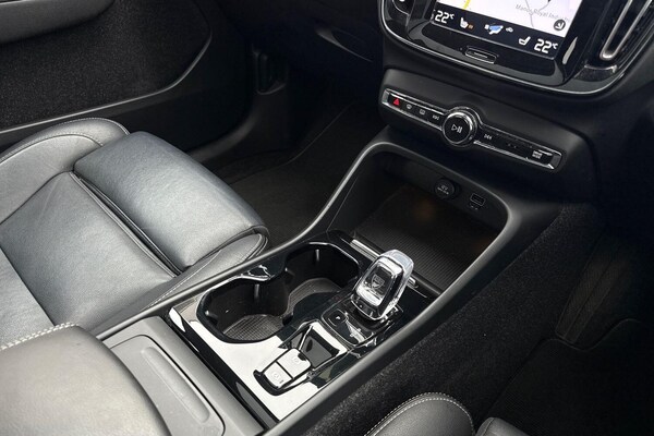 Used Volvo XC40 2018 for sale - 76094879: Photo 43