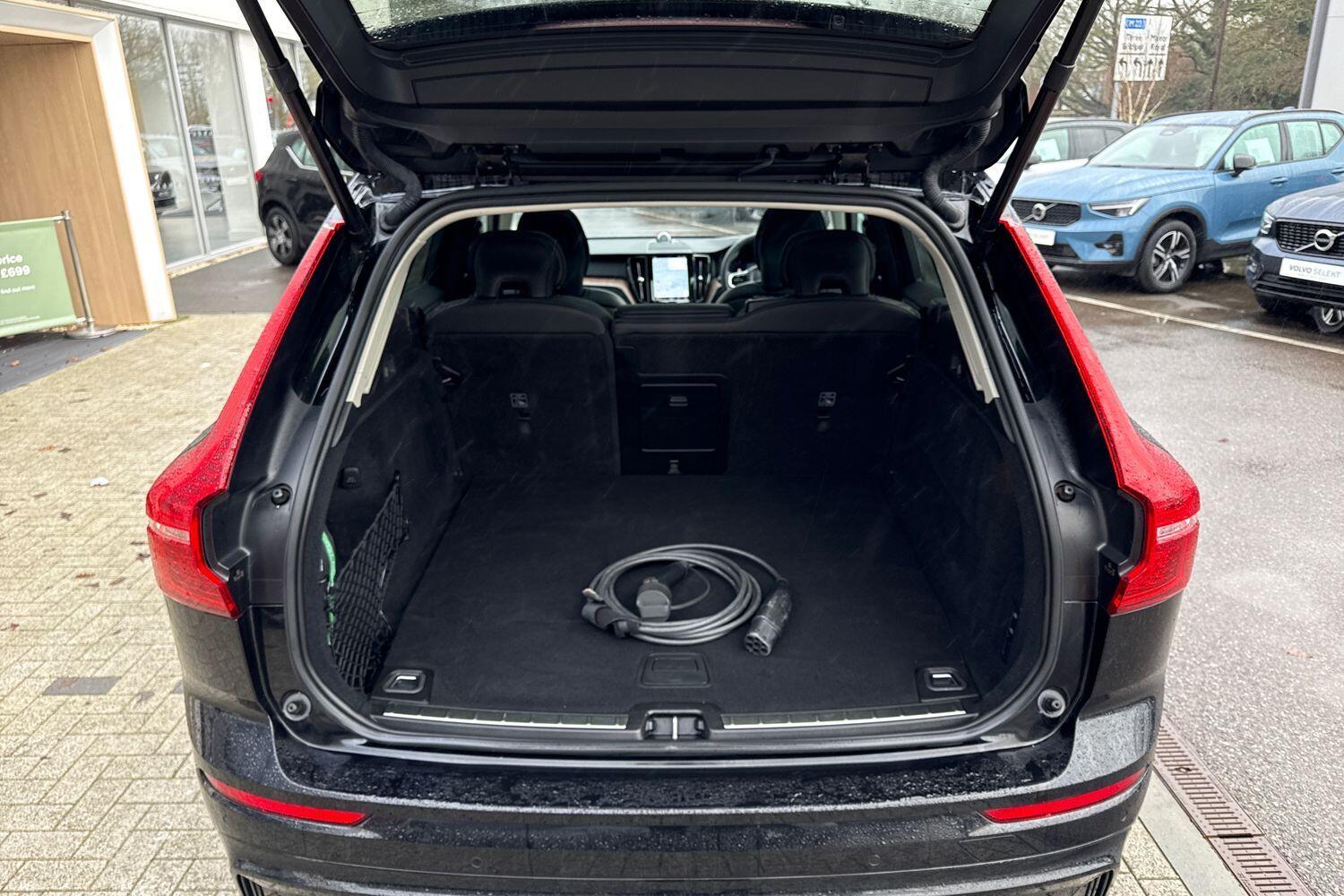 Used Volvo XC60 2022 for sale - 77305130: Photo 20