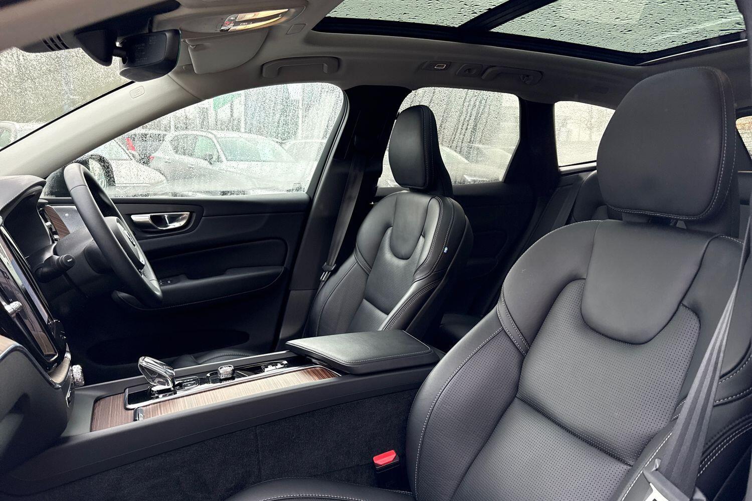 Used Volvo XC60 2022 for sale - 77305130: Photo 28