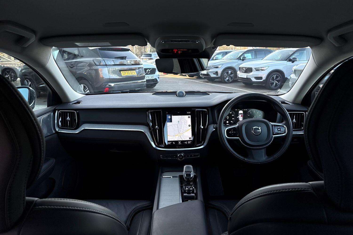 Used Volvo V60 2022 for sale - 77074372: Photo 3