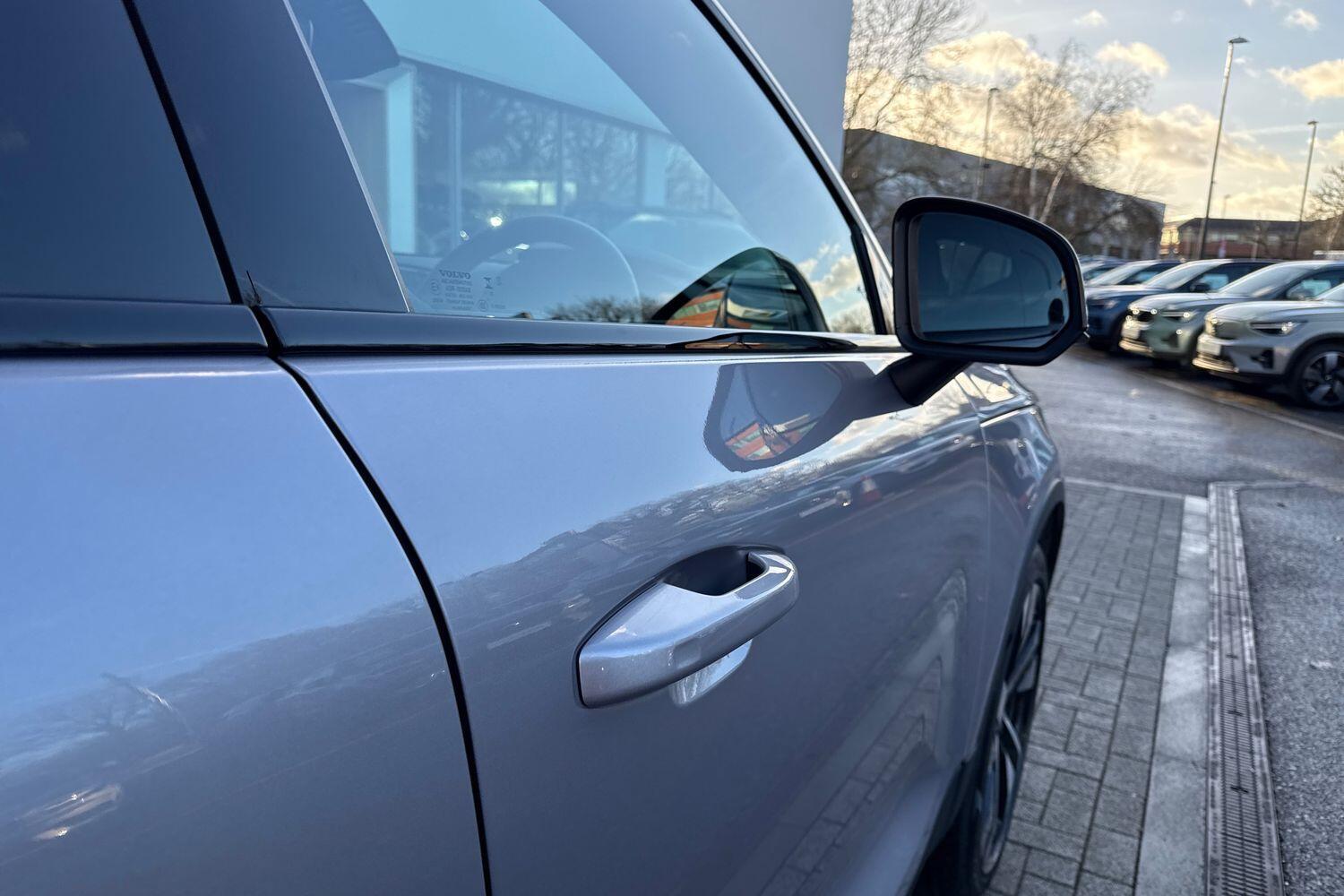 Used Volvo XC40 2025 for sale - 77130871: Photo 17