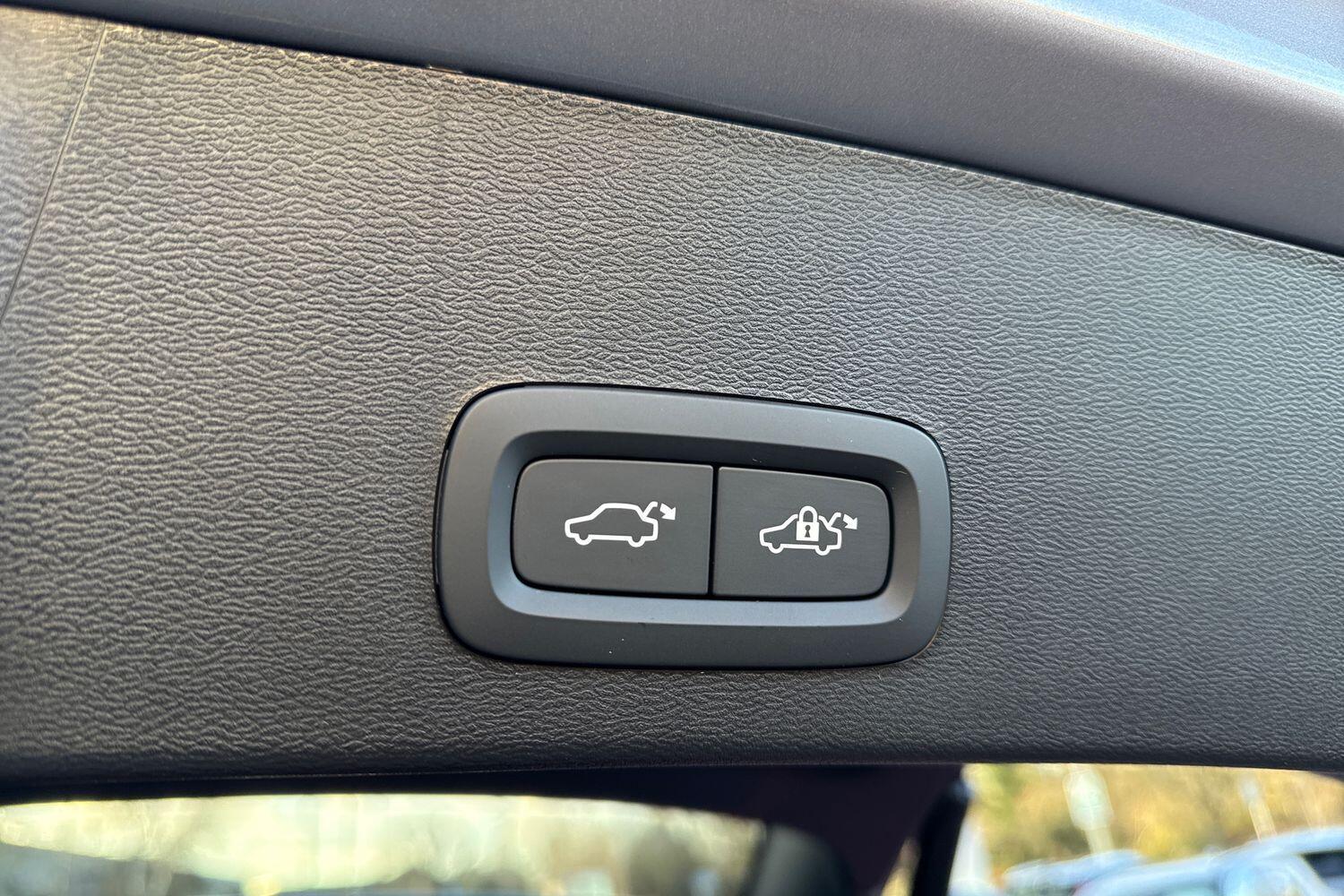 Used Volvo XC40 2025 for sale - 77130871: Photo 21