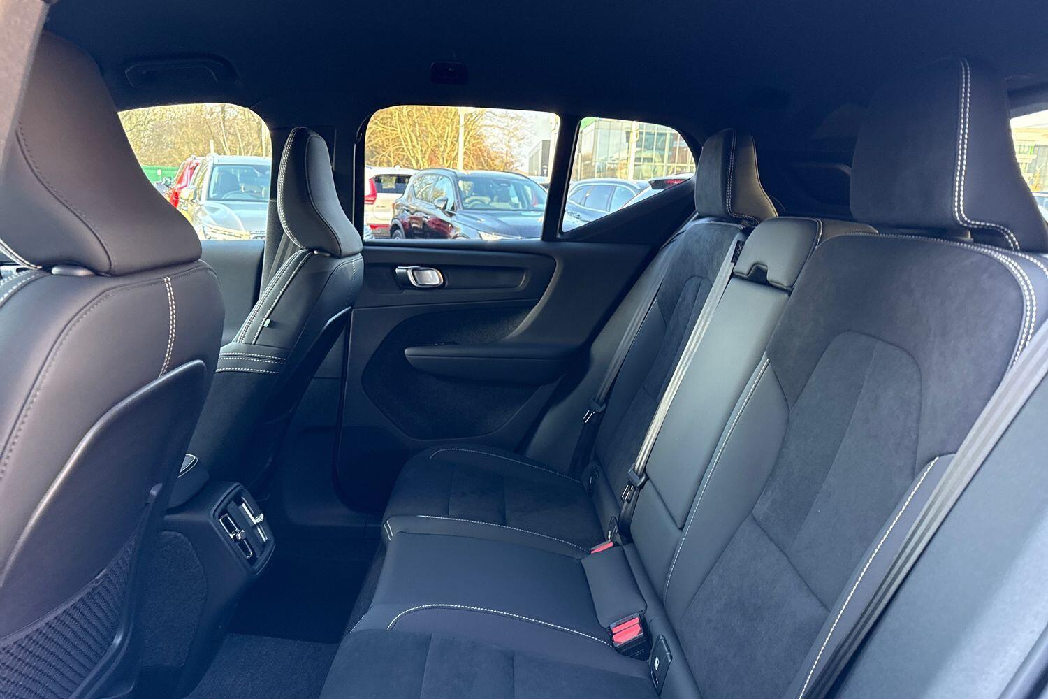 Used Volvo XC40 2025 for sale - 77130871: Photo 30