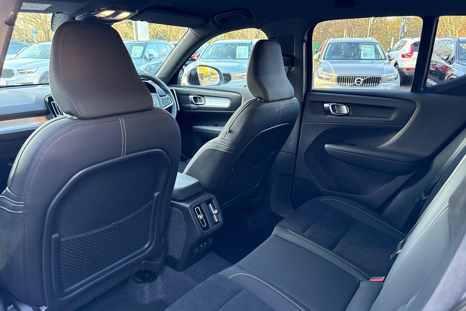 Used Volvo XC40 2025 for sale - 77130871: Photo 31