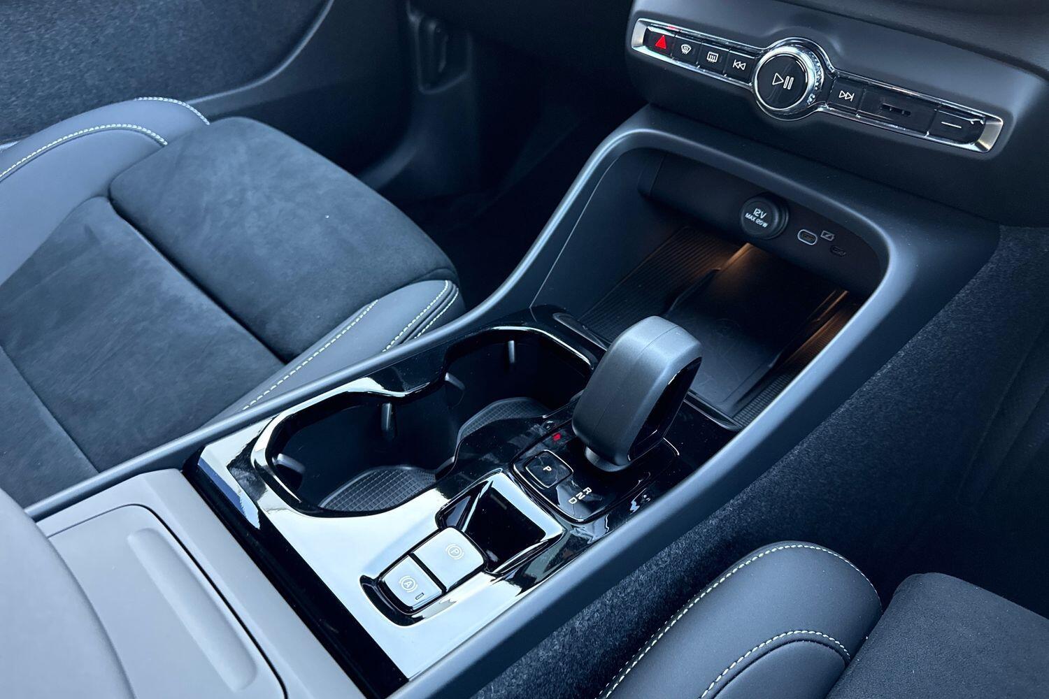 Used Volvo XC40 2025 for sale - 77130871: Photo 42