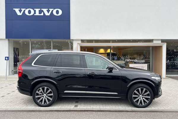 Used Volvo XC90 2021 for sale - 76151611: Photo 2