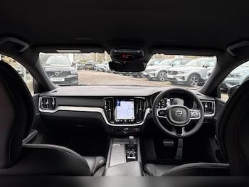 Used Volvo V60 2021 for sale - 76975563: Photo