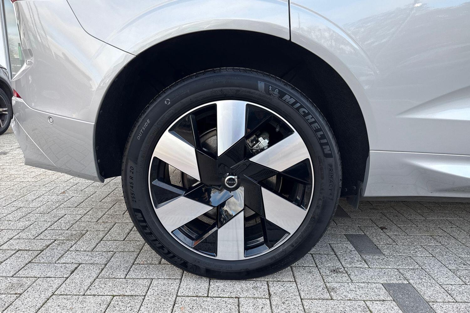 Used Volvo XC60 2025 for sale - 76689748: Photo 14