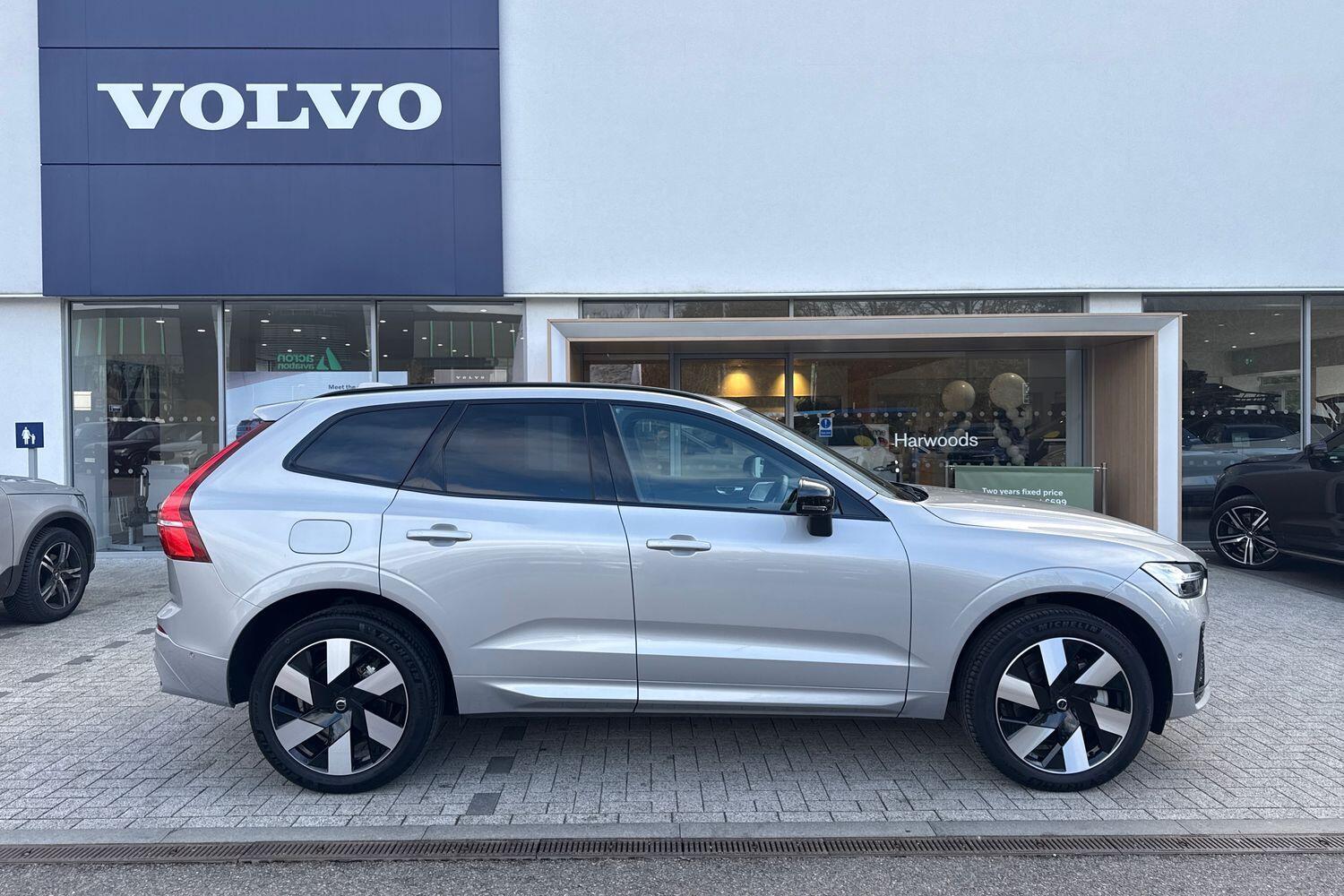 Used Volvo XC60 2025 for sale - 76689748: Photo 2