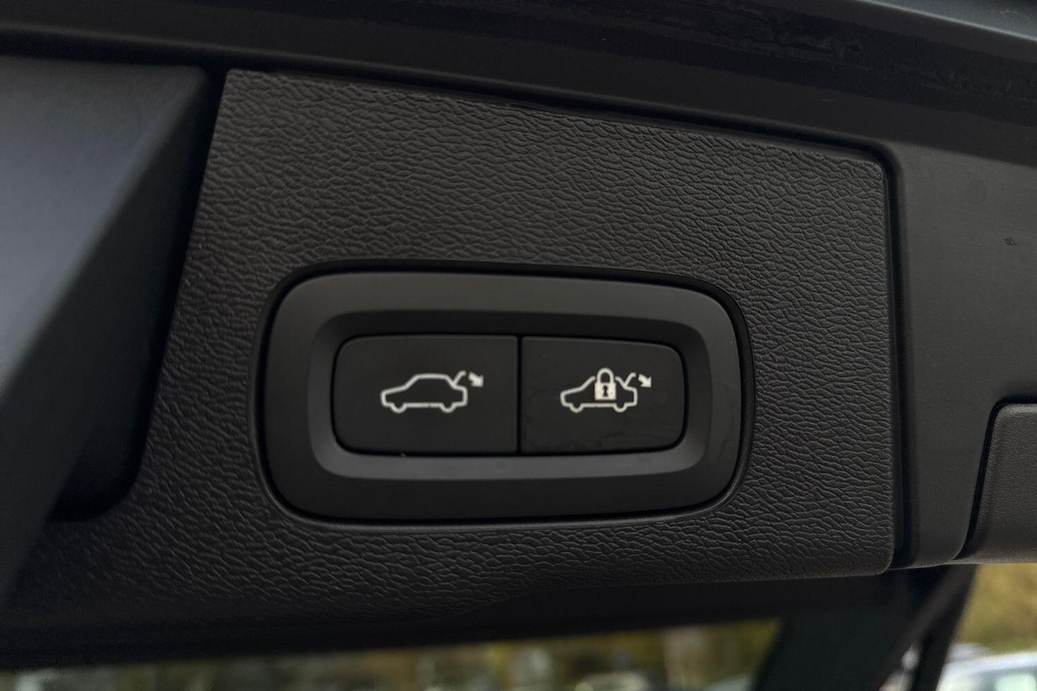 Used Volvo XC60 2025 for sale - 76689748: Photo 21