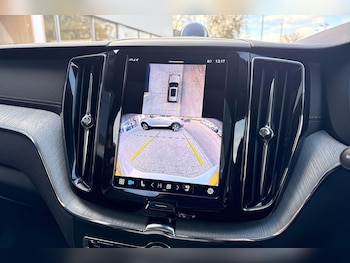 Used Volvo XC60 2025 for sale - 76689748: Photo