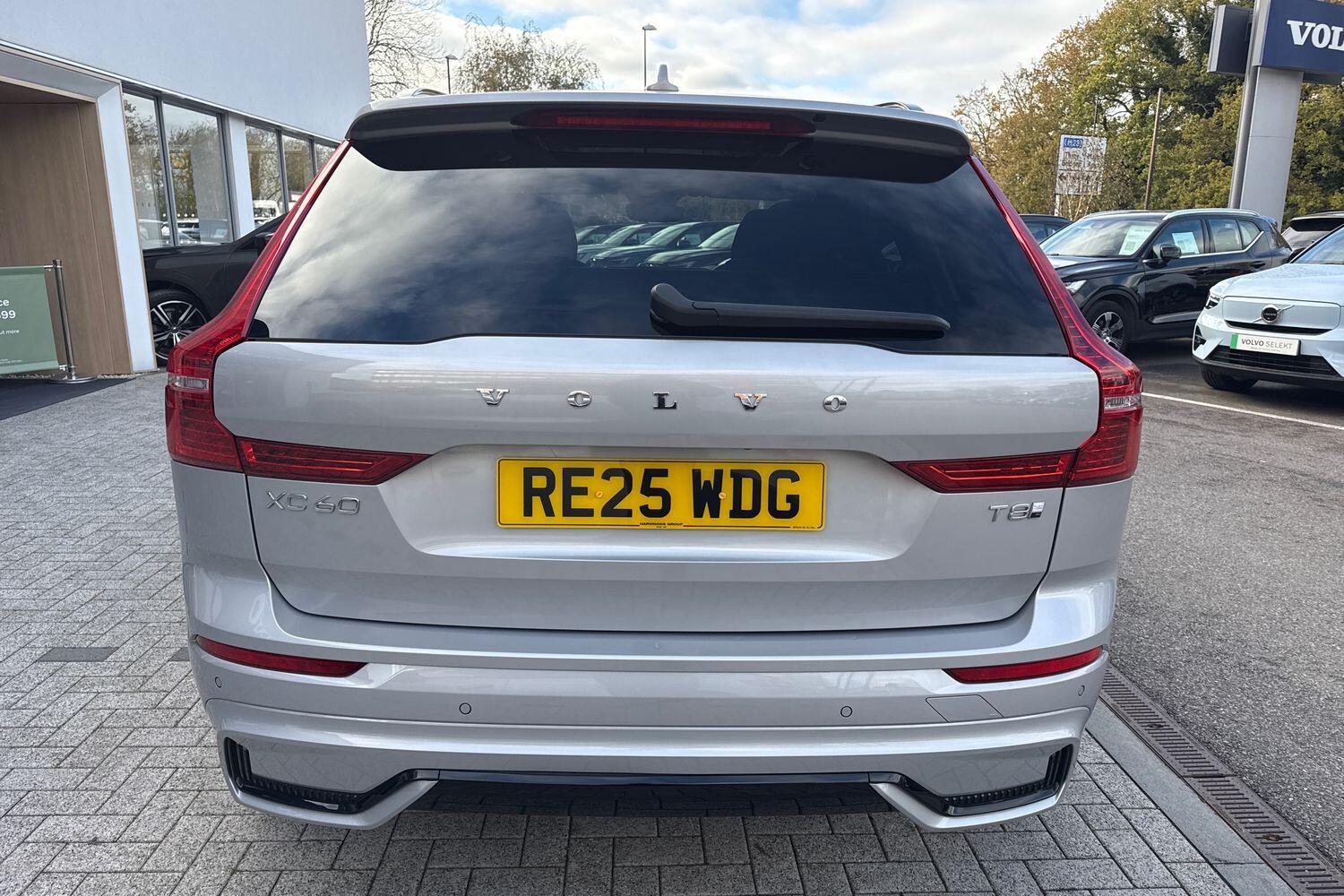 Used Volvo XC60 2025 for sale - 76689748: Photo 9