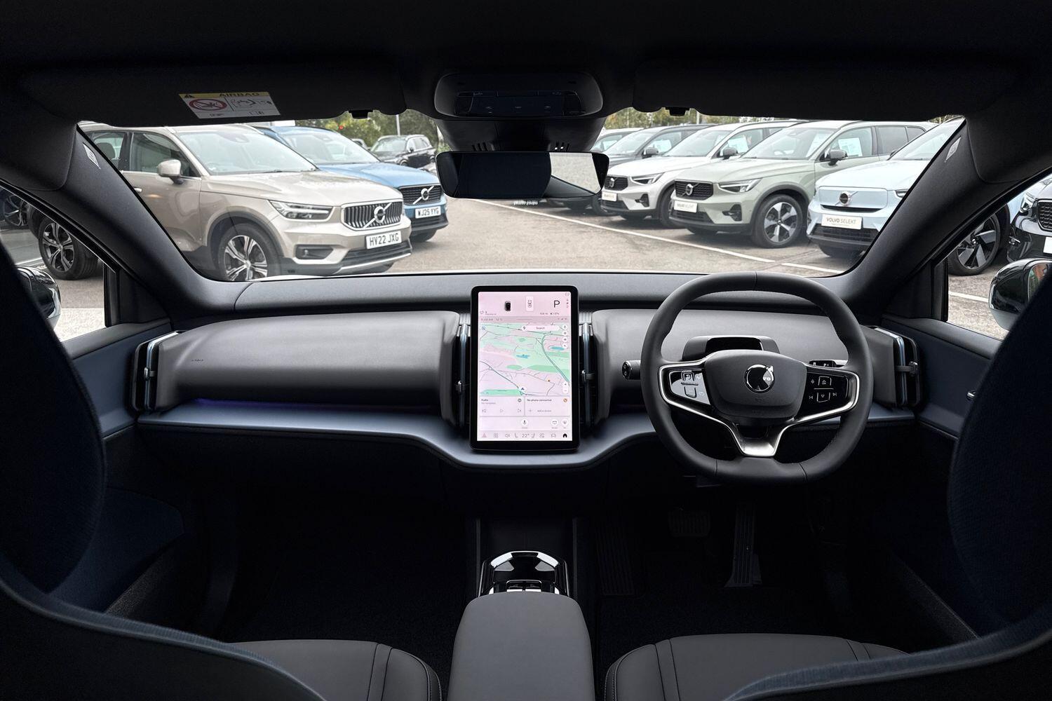 Used Volvo EX30 2025 for sale - 76995357: Photo 3