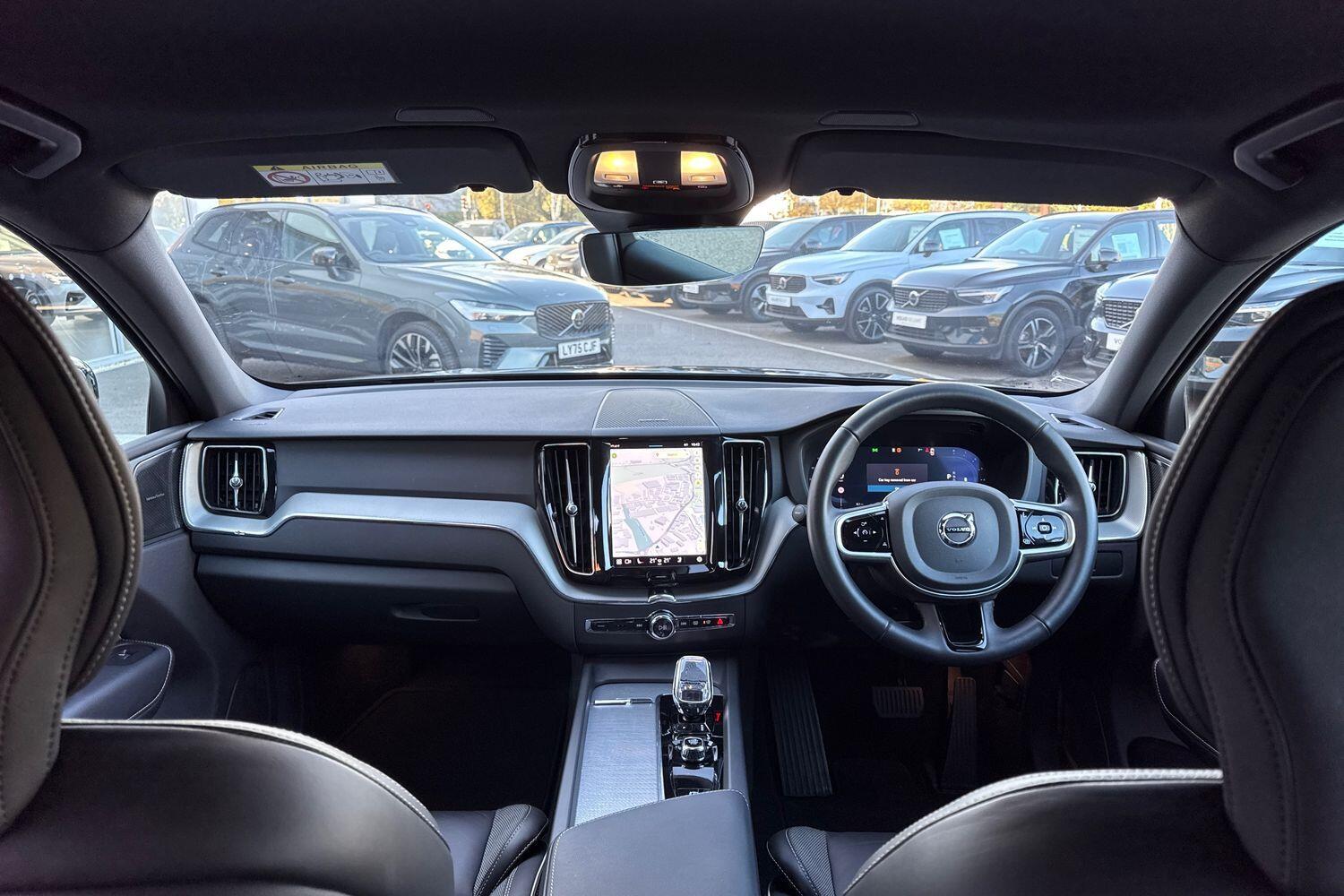 Used Volvo XC60 2024 for sale - 76613016: Photo 3