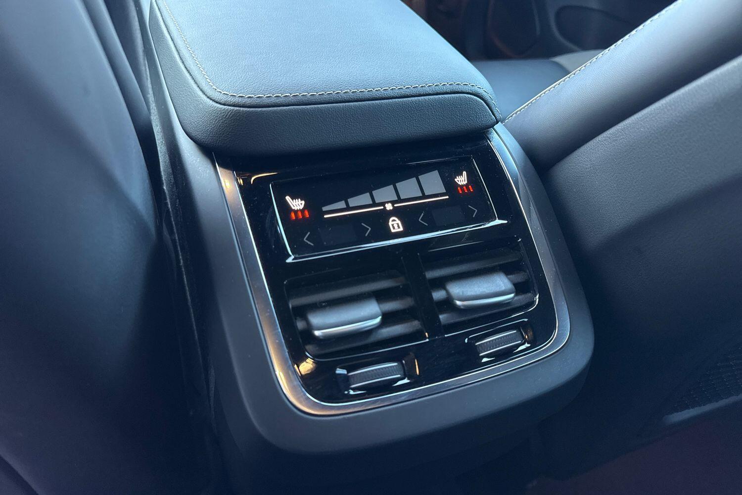 Used Volvo XC60 2024 for sale - 76613016: Photo 32