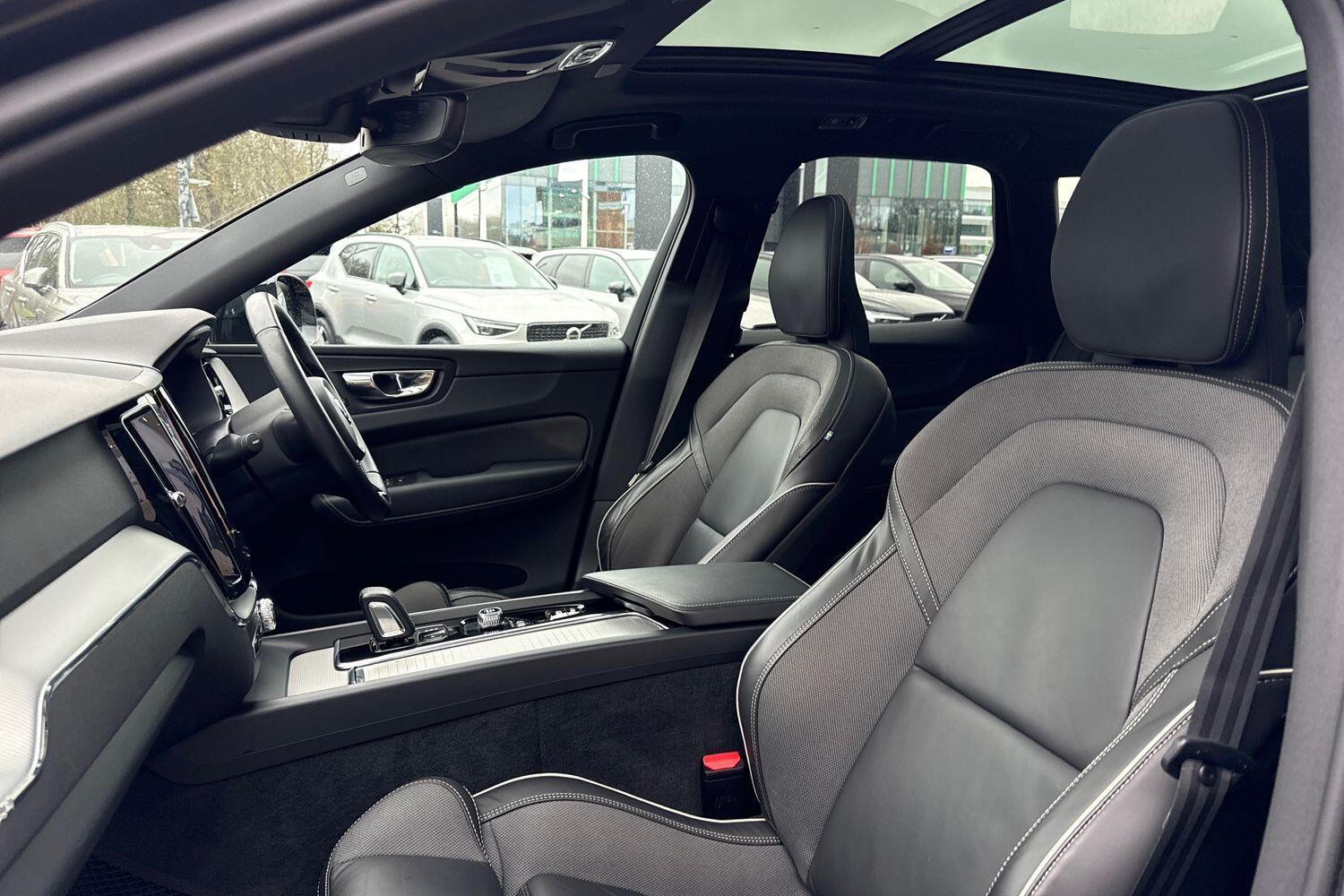 Used Volvo XC60 2020 for sale - 77291469: Photo 30