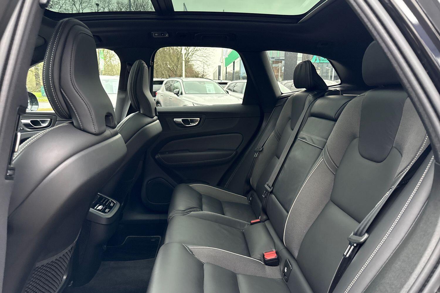 Used Volvo XC60 2020 for sale - 77291469: Photo 32