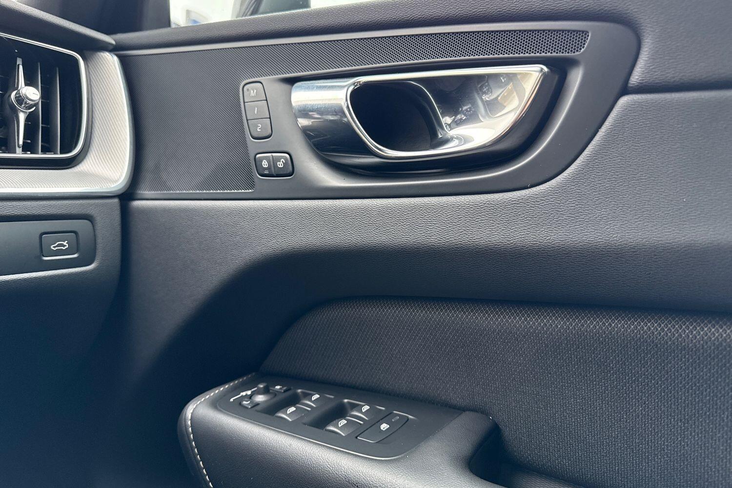 Used Volvo XC60 2020 for sale - 77291469: Photo 45