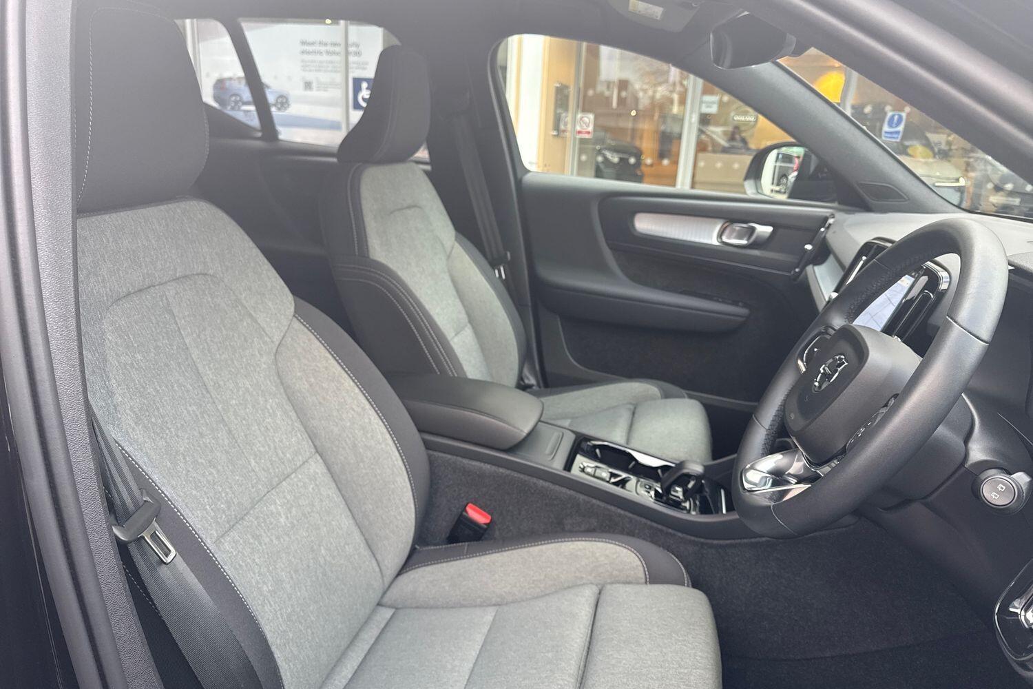 Used Volvo XC40 2024 for sale - 76688531: Photo 26