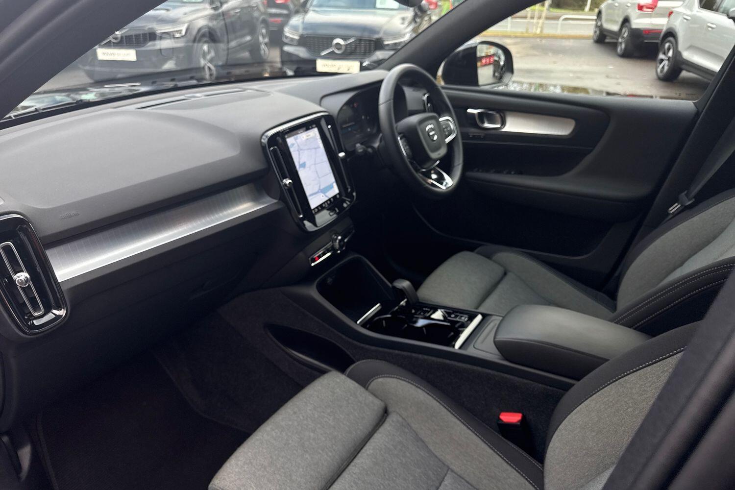 Used Volvo XC40 2024 for sale - 76688531: Photo 27