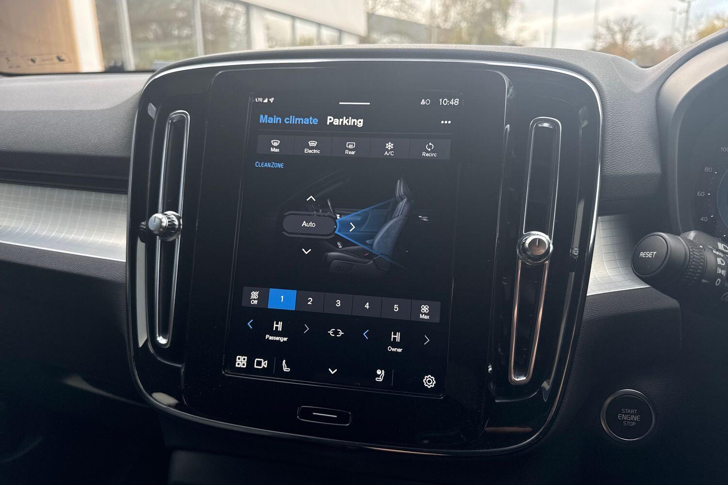 Used Volvo XC40 2024 for sale - 76688531: Photo 39