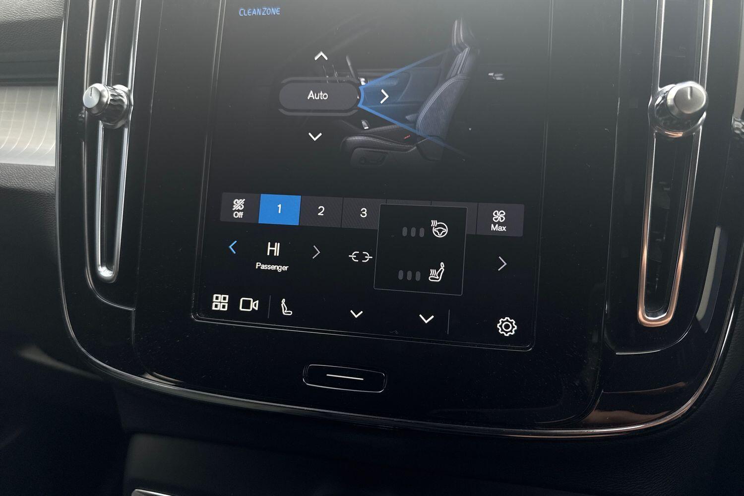 Used Volvo XC40 2024 for sale - 76688531: Photo 40