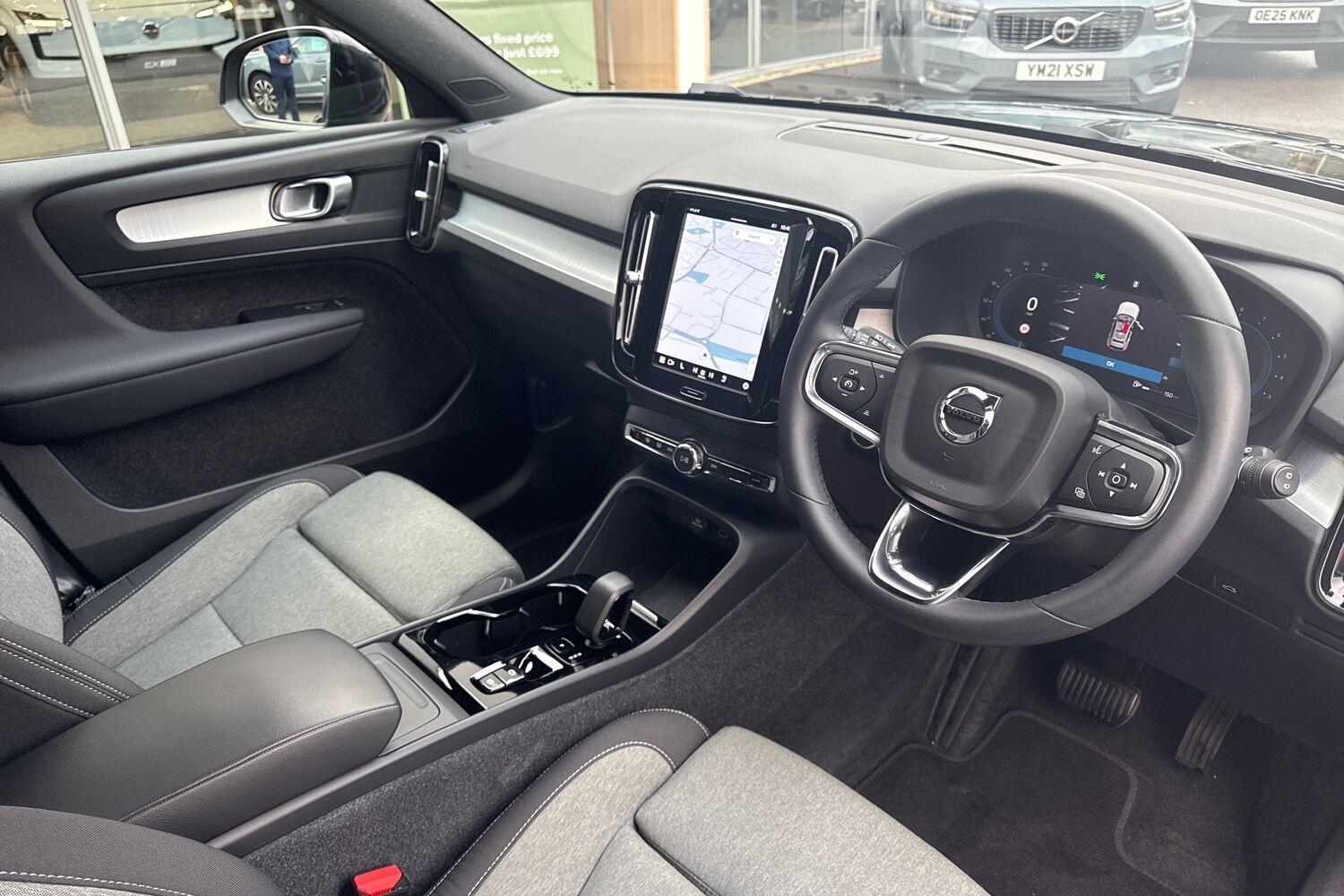 Used Volvo XC40 2024 for sale - 76688531: Photo 6