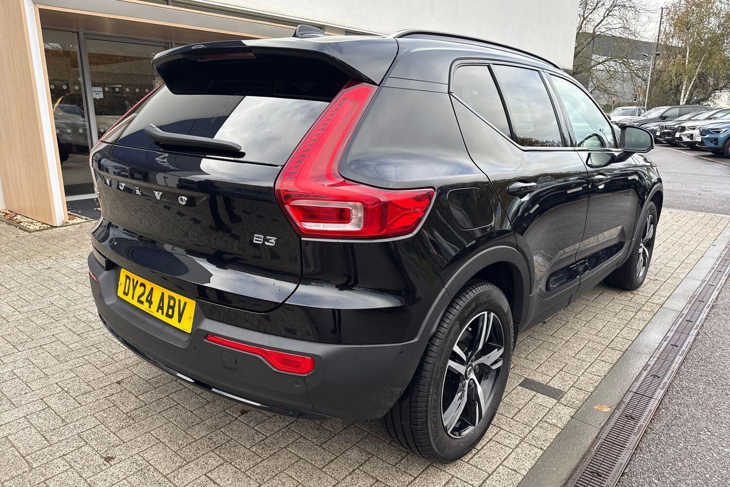 Used Volvo XC40 2024 for sale - 76688531: Photo 8